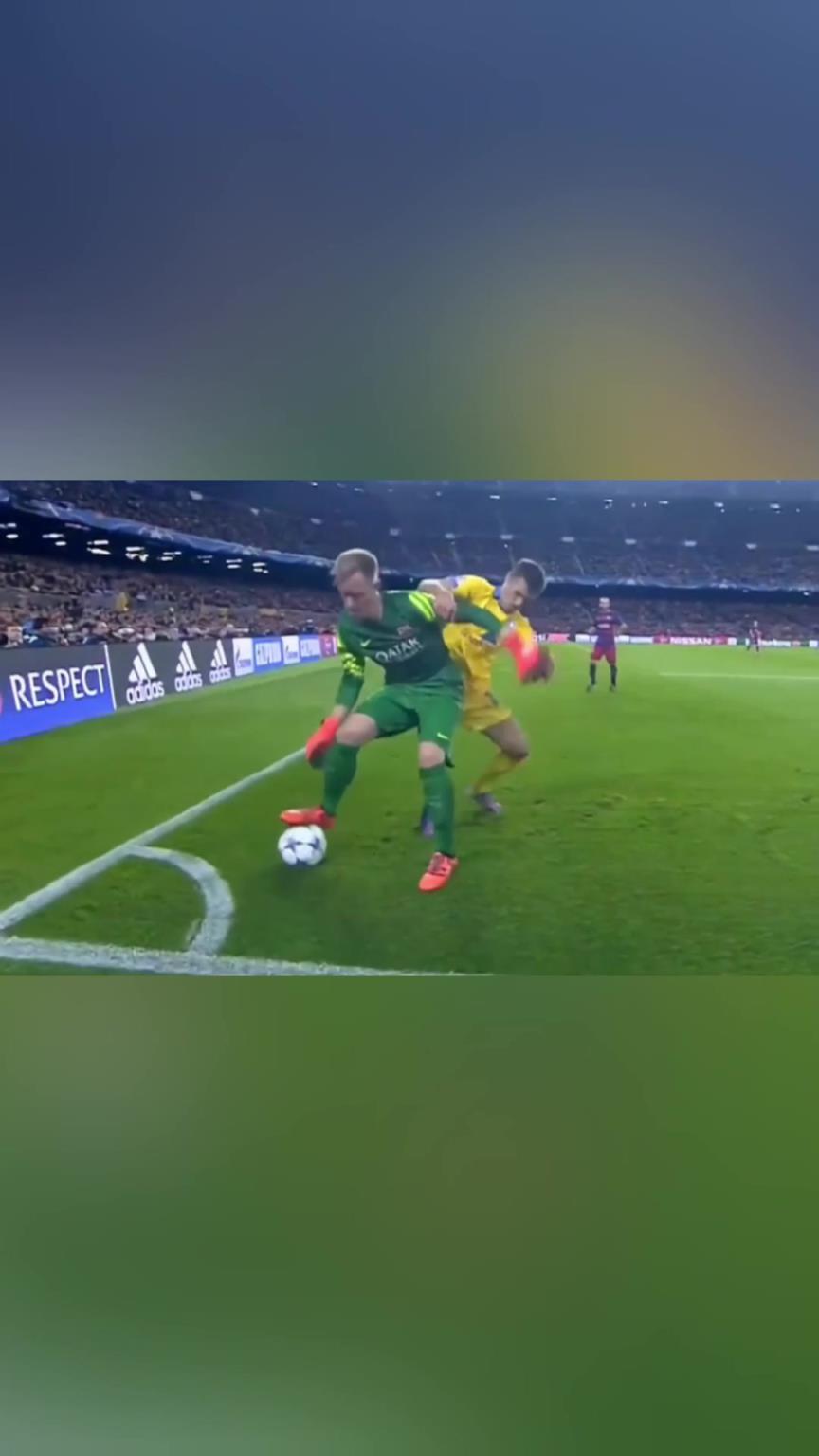 特爾施特根：老子的護(hù)球像亨利！誰來了也不好使！